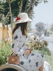 被老公赶出家门后,我带女儿实现了财富自由