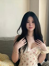 被竹马拒绝后,我捡漏了男神