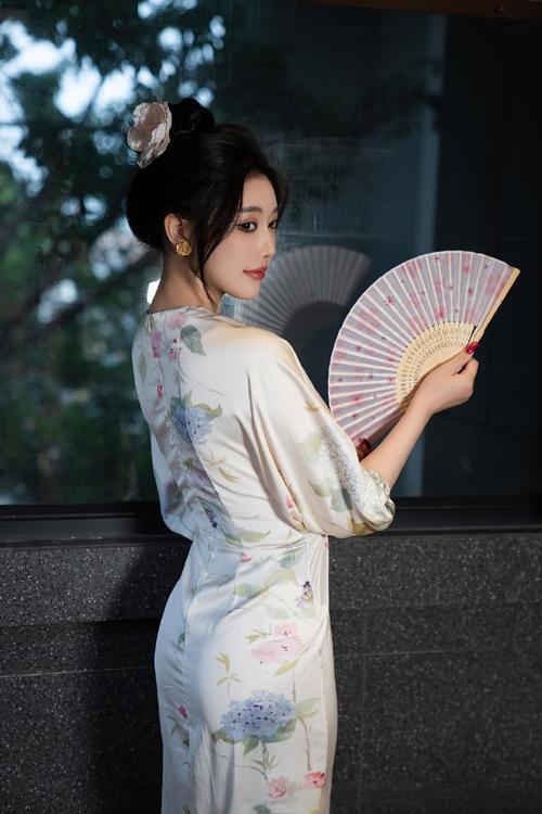 被弃后她逆袭